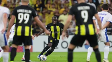 أزمة في الاتحاد.. كانتي يرفض المشاركة بمران الفريق بقرار مفاجئ من بن جاكوبس